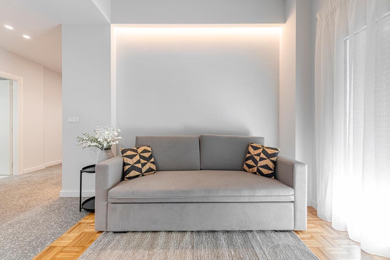 Phaedrus Living: Luxury Flat Panormou Lejlighed Athen Eksteriør billede
