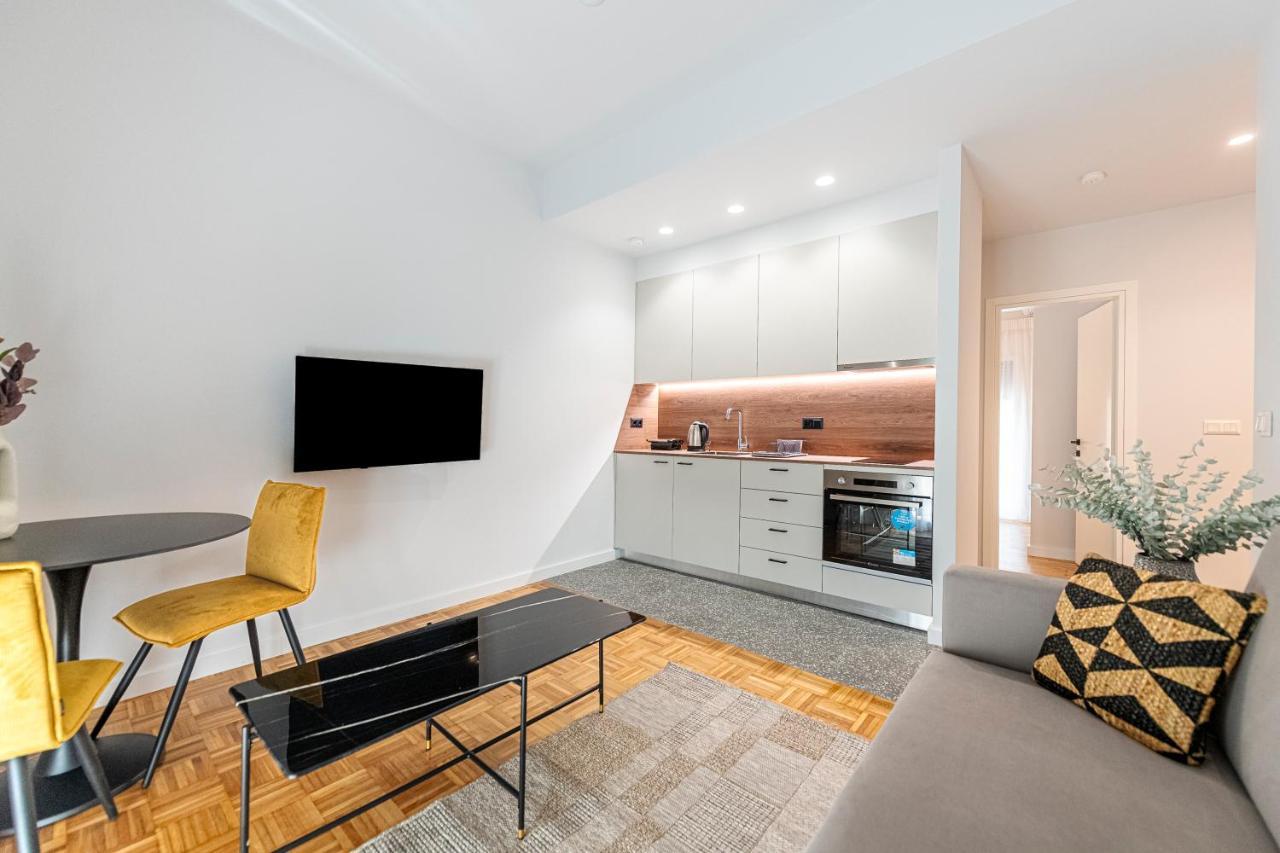 Phaedrus Living: Luxury Flat Panormou Lejlighed Athen Eksteriør billede
